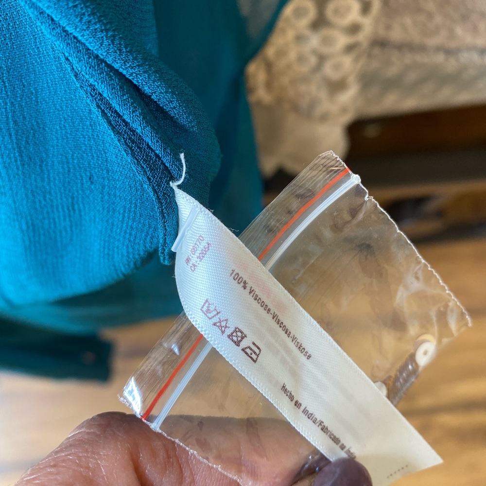 Dress - Picture 9 of 13